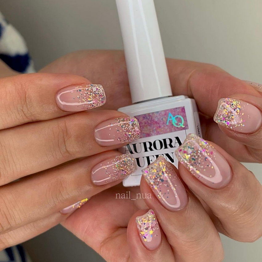 Nail màu hồng thạch sơn gel